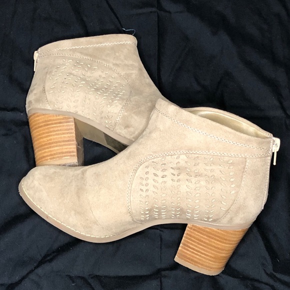 Torrid booties - Picture 2 of 4